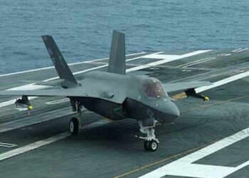 എഫ്-35-വേണ്ട!!-യുഎസുമായി-തത്കാലം-ആയുധ-ഇടപാടുകളില്ല,-തീരുവ-യുദ്ധത്തിൽ-നയം-വ്യക്തമാക്കി-ഇന്ത്യ,-എസ്.യു-57ഇ-അഞ്ചാം-തലമുറ-യുദ്ധവിമാനം-കാട്ടി-മോഹന-വാ​ഗ്ദാനവുമായി-റഷ്യയും