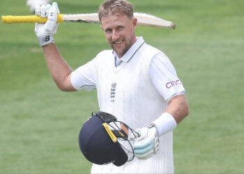 ഓവലിൽ-ചരിത്ര-നേട്ടം-സ്വന്തമാക്കി-ജോ-റൂട്ട്