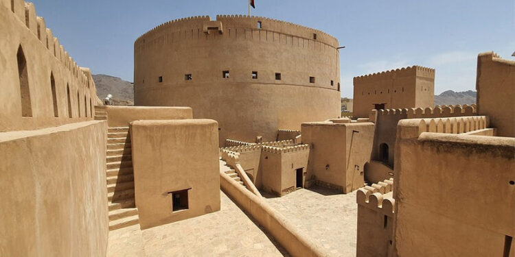 ഒമാനിലെ-നാല്-ചരിത്ര-കേന്ദ്രങ്ങൾ-അറബ്-പൈതൃക-പട്ടികയിൽ