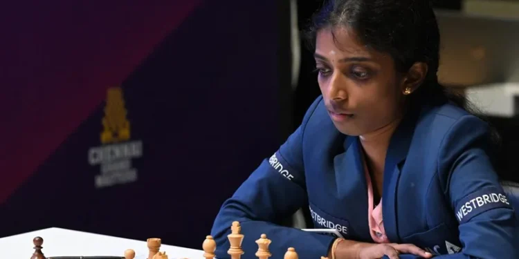 വിമന്സ്-സ്പീഡ്-ചെസ്-ചാമ്പ്യന്ഷിപ്പ്:-ആര്.-വൈശാലി-പുറത്ത്