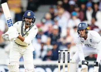 ഭാരത-ലീഡ്-372;-ജയ്‌സ്വാളിന്-സെഞ്ച്വറി,-ആകാശിനും-ജഡേജയ്‌ക്കും-സുന്ദറിനും-അര്‍ദ്ധ-സെഞ്ച്വറി