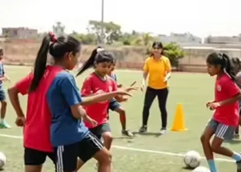 പെണ്‍കുട്ടികള്‍ക്കായി-രാജ്യത്ത്-ഫിഫയുടെ-ആദ്യ-കായിക-കേന്ദ്രം-തുറന്നു