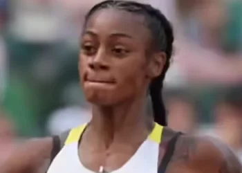 ഷക്കാരി-റിച്ചാര്‍ഡ്‌സണ്‍-അറസ്റ്റിലായി