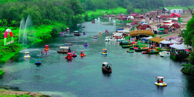 സഞ്ചാരികൾ-പറയുന്നു-ഖരീഫ്-സൂപ്പറാണ്;-അടിസ്ഥാന-സൗകര്യങ്ങളും-പൊതു-സേവനങ്ങളിൽ-സംതൃപ്തി-പ്രകടിപ്പിച്ച്-സന്ദർശകർ