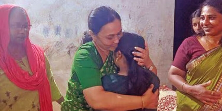 വേദനയുടെ-വരികൾ-പ്രതീക്ഷയുടെ-പുസ്തകമാകും;-നാലാം-ക്ലാസുകാരിക്ക്-ഉറപ്പുനൽകി-മന്ത്രി