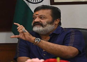 ഛത്തീസ്ഗഡിൽ-കന്യാസ്ത്രീകളെ-അറസ്റ്റ്-ചെയ്തശേഷം-മണ്ഡലത്തിൽ-കാണാനില്ല!!-സുരേഷ്ഗോപിയുടെ-തിരോധാനത്തിനു-പിന്നിൽ-ആര്?-അദ്ദേഹം-എവിടെ?-കേന്ദ്രമന്ത്രിയെ-കണ്ടെത്തണമെന്നാവശ്യപ്പെട്ട്-പോലീസ്-സ്റ്റേഷനിൽ-കെഎസ്-യുവിന്റെ-പരാതി