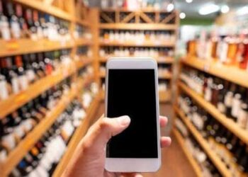 നിങ്ങൾക്ക്-23-വയസായോ?-എങ്കിൽ-കഴിക്കാനുള്ള-ഭക്ഷണം-മാത്രമല്ല-അടിക്കാനുള്ള-‘വാട്ടീസും’-ഓൺലൈൻ-വഴി-വീട്ടിലെത്തിക്കും!!-ഒരുതവണ-മൂന്നു-ലിറ്റർ-വരെ-ഓഡർ-ചെയ്യാം…-ബവ്റിജസ്-കോർപറേഷന്റെ-ശുപാർശ,-പദ്ധതിയോട്-താൽപര്യം-പ്രകടിപ്പിച്ച്-സ്വിഗ്ഗി?