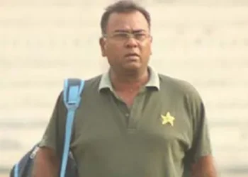 കളിക്കാന്‍-ഇന്ത്യ-വിസമ്മതിക്കണേ!-സങ്കല്‍പ്പിക്കാന്‍-പോലും-കഴിയാത്ത-വിധം-അവര്‍-നമ്മെ-തോല്‍പ്പിക്കും:-മുന്‍-പാക്-ബാറ്റര്‍-ബാസിത്-അലി