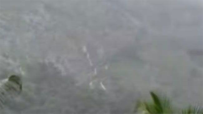 രാത്രികാലങ്ങളിലും-അതിരാവിലെയും-പുറത്തിറങ്ങുമ്പോൾ-ശ്രദ്ധിക്കുക;-അപകട-സാധ്യത-കണ്ടാൽ-അറിയിക്കുക,-ജാഗ്രതാ-പുലർത്തണമെന്ന്-കെഎസ്ഇബി