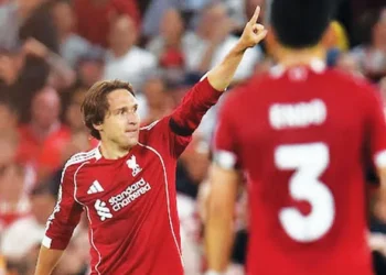 പ്രീമിയര്‍-ലീഗ്-കരുത്തുകാട്ടി-ലിവര്‍-തുടങ്ങി