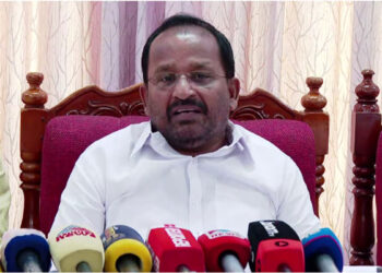 സുരേഷ്-​ഗോപി-ആരോപണങ്ങൾക്ക്-മറുപടി-പറയണം,-സത്യം-വിളിച്ച്-പറയുന്നവരെ-അപമാനിക്കുകയല്ല-വേണ്ടത്,-ടിഎൻ-പ്രതാപൻ