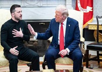 കൂടിക്കാഴ്ചയ്ക്കു-മുൻപേ-ബോംബ്-പൊട്ടിച്ച്-ട്രംപ്!!-‘സെലെൻസ്‌കിക്ക്-വേണമെങ്കിൽ-റഷ്യയുമായുള്ള-യുദ്ധം-ഉടനടി-അവസാനിപ്പിക്കാം,-അല്ലെങ്കിൽ-അദ്ദേഹത്തിന്-പോരാട്ടം-തുടരാം…-ക്രിമിയ-തിരികെ-ലഭിക്കില്ല,-യുക്രൈൻ-നാറ്റോയിൽ-ചേരുകയുമില്ല,-ചില-കാര്യങ്ങൾ-ഒരിക്കലും-മാറില്ല’