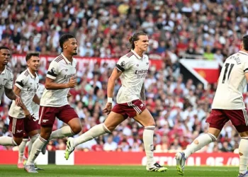 പ്രീമിയര്‍-ലീഗില്‍-ഒന്നാം-റൗണ്ടില്‍-മിന്നി-സലാ,-സിറ്റി,-ആഴ്‌സണല്‍