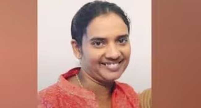 ഭർത്താവ്-അറിഞ്ഞില്ല,-ബിസിനസിനായി-വാങ്ങിയത്-10-ലക്ഷം,-പണവും-പലിശയുമടക്കം-35-ലക്ഷം-തിരികെ-കൊടുത്തുവെന്ന്-ഭാര്യ-പറഞ്ഞതായി-ഭർത്താവ്,-പലിശക്കാരുടെ-ഭീഷണിയെത്തുടർന്ന്-വീട്ടമ്മ-പുഴയിൽ-ചാടി-ജീവനൊടുക്കിയ-സംഭവത്തിൽ-റിട്ട.-പോലീസ്-ഉദ്യോഗസ്ഥനും-ഭാര്യയ്ക്കുമെതിരെ-ആരോപണം
