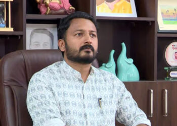 രാഹുൽ-മാങ്കൂട്ടത്തിലിനെതിരായ-ആരോപണം;-നടപടിയെ‌ടുക്കാൻ-എഐസിസി,-യൂത്ത്-കോൺഗ്രസ്-അധ്യക്ഷസ്ഥാനത്ത്-നിന്ന്-മാറ്റിയേക്കും