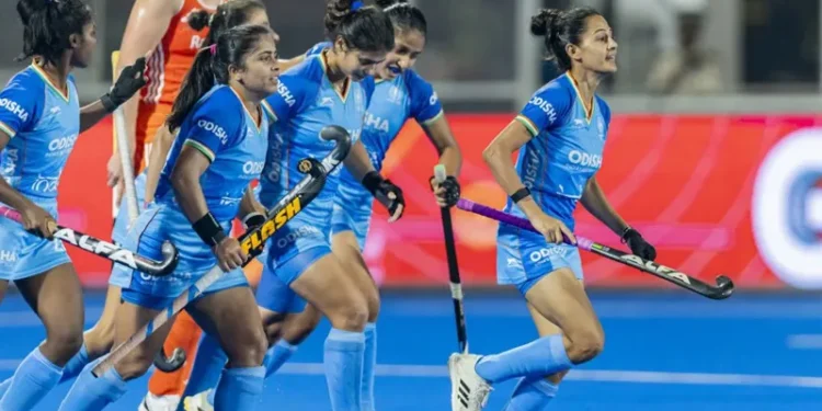 ഹോക്കി:-വനിതാ-ഏഷ്യാകപ്പിനുള്ള-ഭാരത-ടീമായി
