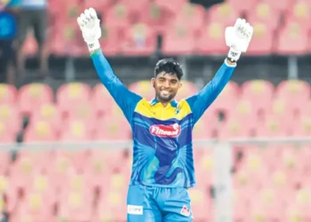 കെസിഎല്‍:-ഇമ്രാന്റെ-സെഞ്ച്വറി-മികവില്‍-തൃശൂര്‍-ടൈറ്റന്‍സ്