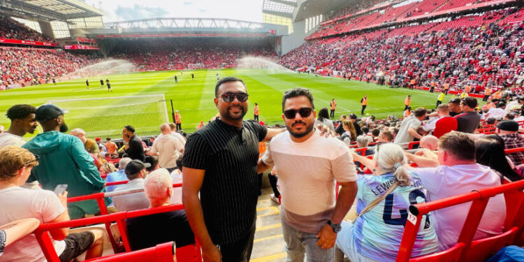 ചാ​യ-കോ​പ്പ​യി​ലെ-പ്രീ​മി​യ​ർ-ലീ​ഗ്-മോ​ഹ​ങ്ങ​ൾ…