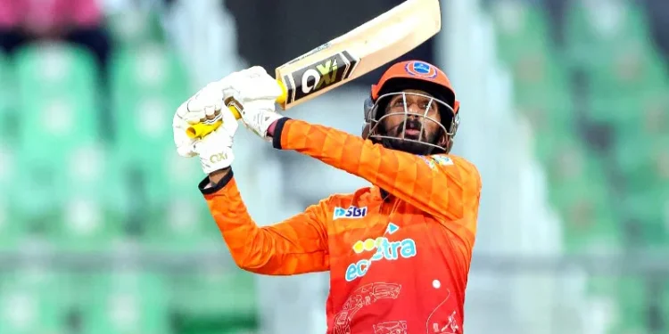 ട്രിവാന്ഡ്രം-റോയല്സിനെ-തകര്ത്ത്-ഗ്ലോബ്-സ്റ്റാര്സിന്-ആദ്യജയം