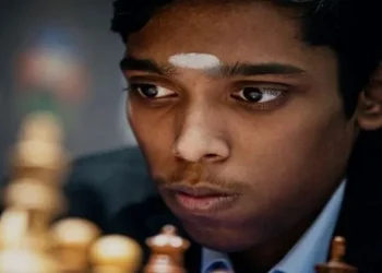 പ്രജ്ഞാനന്ദ-അപാരഫോമില്‍,-ഏഴാം-റൗണ്ടില്‍-അലിറെസയെ-തകര്‍ത്ത്-ഒന്നാമത്,-ഇനി-മൂന്ന്-റൗണ്ട്-മാത്രം,-കിരീട-സാധ്യത-കൂടി-;ഗുകേഷ്-വീണു