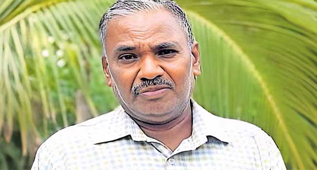 തെറ്റ്-ചൂണ്ടിക്കാട്ടിയ-അധ്യാപകനുള്ള-ഗുരുദക്ഷിണ-പീഡനക്കേസ്,-കൂട്ടുനിന്നവരിൽ-സഹപ്രവർത്തകരും,-പരാതി-തയാറാക്കിയത്-സിപിഎം-ഓഫിസിൽ-വച്ച്!!-കോപ്പിയടി-പിടിച്ച-ആധ്യാപകനെ-വിദ്യാർഥിനികൾ-പീഡനക്കേസിൽ-കുടുക്കിയത്-10-വർഷം,-ഒടുവിൽ-നീതി…