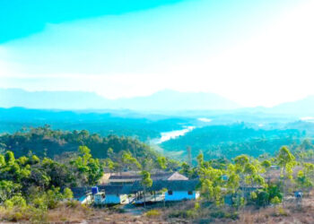 വൈ​ബാ​ണ്-ചു​ര​ത്തി​ന്-മു​ക​ളി​ൽ