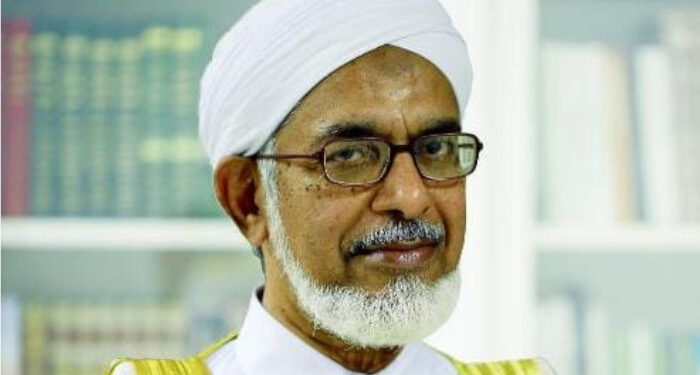 മന്ത്രിമാര്‍ക്കും-എംഎല്‍എമാര്‍ക്കും-ഭാര്യക്ക്-പുറമേ-ഇന്‍-ചാര്‍ജ്-ഭാര്യമാരുണ്ട്,-ഇവരൊക്കെയാണ്-ബഹുഭാര്യത്വത്തെ-എതിര്‍ത്ത്-മാന്യന്മാരായി-നടക്കുന്നത്,-ഇഎംഎസിന്റെ-അമ്മയെ-കെട്ടിച്ചത്-പതിനൊന്നാം-വയസിൽ,-വിവാദ-പരാമര്‍ശവുമായി-സമസ്ത-നേതാവ്