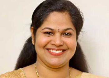 മകനുമായി-വാക്കുതർക്കം,-കൊച്ചി-കോർപ്പറേഷൻ-മുൻ-കൗൺസിലർക്ക്-കുത്തേറ്റു,-സംഭവസ്ഥലത്ത്-നിന്ന്-മകൻ-ഓടിരക്ഷപ്പെട്ടെന്ന്-പോലീസ്