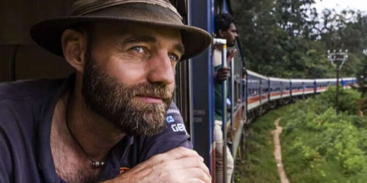 ഒരിക്കൽ-പോലും-വിമാനം-കയറാതെ-ലോകം-മുഴുവൻ-ചുറ്റിക്കറങ്ങിയ-ഒരു-സഞ്ചാരിയുടെ-അസാധാരണ-കഥ