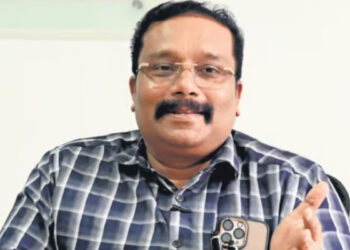 പിണറായി-സർക്കാരിന്-വീണ്ടും-തിരിച്ചടി,-അശോക്-ഐഎഎസിൻ്റെ-സ്ഥലം-മാറ്റം-സ്റ്റേ-ചെയ്ത്-അഡ്മിനിസ്ട്രേറ്റീവ്-ട്രിബ്യൂണൽ