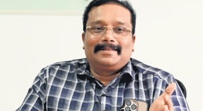 പിണറായി-സർക്കാരിന്-വീണ്ടും-തിരിച്ചടി,-അശോക്-ഐഎഎസിൻ്റെ-സ്ഥലം-മാറ്റം-സ്റ്റേ-ചെയ്ത്-അഡ്മിനിസ്ട്രേറ്റീവ്-ട്രിബ്യൂണൽ