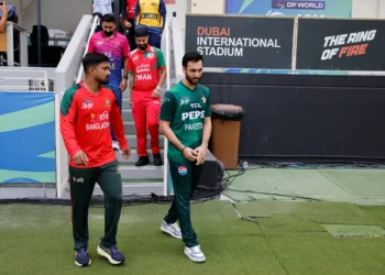 മാച്ച്-റഫറിയെ-പുറത്താക്കണമെന്ന-പാകിസ്താന്റെ-ആവശ്യം-തള്ളി;-ഐസിസിയുടെ-കർശന-നിലപാട്,ബഹിഷ്കരിക്കൽ-ഭീഷണി-പിൻവലിക്കാനൊരുങ്ങി-പാകിസ്താൻ