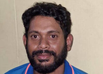 മദ്യപിച്ച്-നട്ടപ്പാതിരയ്ക്ക്-പൊലീസ്-സ്റ്റേഷനിൽ-അതിക്രമിച്ചു-കയറി,-കരിങ്കല്ല്-കൊണ്ട്-ഡിപ്പാർട്ട്മെന്റ്-വാഹനത്തിന്റെ-ചില്ല്-അടിച്ചുപൊളിച്ചു,-യുവാവിനെ-കയ്യോടെ-പൊക്കി-പൊലീസ്