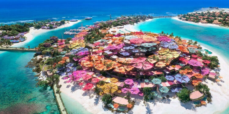 ചെങ്കടൽ-പദ്ധതിയിലെ-ഷൂറ-ദ്വീപിൽ-ആദ്യ-റിസോർട്ട്-തുറന്നു