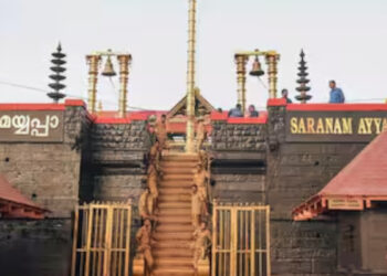 ശബരിമല-വിവാദം-മുറുകുന്നു…-ദ്വാരപാലക-ശിൽപങ്ങൾക്ക്-മറ്റൊരു-പീഠം-കൂടി-നിർമിച്ച്-നൽകിയിരുന്നെന്ന്-സ്പോൺസർ,-നിർമ്മിച്ചത്-മൂന്ന്-പവൻ-സ്വർണത്തിൽ,-പീഠം-എവിടെയാണെന്ന്-അവ്യക്തത-തുടരുന്നു