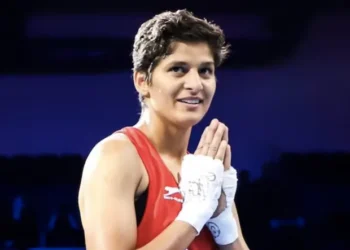 ബോക്‌സർ-ലംബോറയ്‌ക്ക്-പ്രധാനമന്ത്രിയുടെ-അഭിനന്ദനം