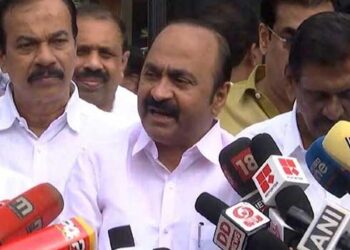 ഇതുപോലത്തെ-ഏത്-കേസുണ്ടെങ്കിലും-എന്തിനാണ്-എന്റെ-നെഞ്ചത്തേക്ക്-കയറുന്നതെന്ന്-മനസിലാകുന്നില്ല!!-‘വാർത്ത’-എങ്ങനെ-പുറത്തായെന്ന്-സിപിഎംതന്നെ-അന്വേഷിക്കട്ടേ…-അയ്യപ്പ-സം​ഗമ-ബോർഡിൽ-അയ്യപ്പനില്ല,-പിണറായിയും-വാസവനും-നിറഞ്ഞു-നിൽക്കുവാണ്,-ദേവസ്വം-പ്രസിഡന്റ്-ഫുഡ്-കമ്മിറ്റിയിൽ-വിഡി-സതീശൻ