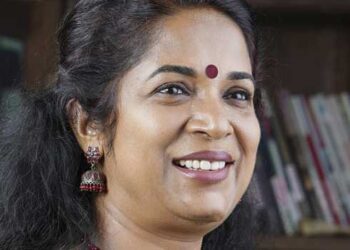 സമൂഹ-മാധ്യമങ്ങളിലൂടെ-സ്ത്രീത്വത്തെ-അപമാനിച്ചു,-കെജെ.-ഷൈനിന്റെ-പരാതിയിൽ-കേസെടുത്ത്-പോലീസ്