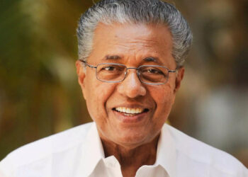 ഭക്തിപരിവേഷമണിഞ്ഞവർ-സം​ഗമം-തടയാൻ-പഠിച്ച-പണി-പലതും-നോക്കി,-പക്ഷേ-ഒന്നും-വിലപ്പോയില്ല,-യഥാര്‍ത്ഥ-ഭക്തരെ-തിരിച്ചറിയാന്‍-പെട്ടെന്ന്-സാധിക്കുമെന്ന്-മുഖ്യമന്ത്രി