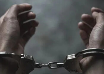 സ്നാപ്പ്-ചാറ്റിലൂടെ-ഒമ്പാതാംക്ലാസുകാരിയുമായി-അടുത്തു,-വിവാഹ-വാ​ഗ്ദാനം-നൽകി-ന​ഗ്നചിത്രങ്ങൾ-കൈക്കലാക്കി,-അഞ്ചര-പവന്റെ-മാലയുമായി-കടന്നുകളഞ്ഞ-21കാരൻ-പിടിയിൽ,-നേരത്തെയും-സമീന-കേസുകളിൽ-പ്രതി