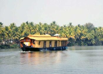 കടലും-കായലും-ആസ്വദിക്കാം;-കല്ലുമ്മക്കായ-രുചിക്കാം