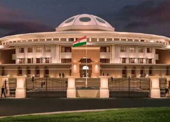 ഭരണഘടനയിലെ-14,-19,-21-ആർട്ടിക്കിളുകൾ-സങ്കൽപ്പിച്ച്-മൂന്ന്-ടവറുകൾ!!-ചീഫ്-ജസ്റ്റിസിന്റേതുൾപ്പെടെ-61-കോടതി-ഹാളുകൾ…-വരുന്നു-കളമശേരിയിൽ-27-ഏക്കറിൽ-1000-കോടിയുടെ-ജുഡീഷ്യൽ-സിറ്റി