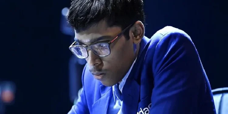 ഗ്രാന്റ്-ചെസ്-ടൂറില്-പ്രജ്ഞാനന്ദയ്ക്ക്-നാലാം-സ്ഥാനം-മാത്രം,-യുഎസ്-താരം-ഫാബിയാനോ-കരുവാനയ്ക്ക്-കിരീടം;-പ്രജ്ഞാനന്ദയ്ക്ക്-ലഭിയ്ക്കുക-35.5-ലക്ഷം-രൂപ