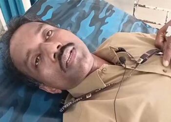 പ്രമേഹത്തിനും-രക്തസമ്മർദത്തിനും-മരുന്ന്-കഴിക്കുന്നതിനാൽ-പ്ലാസ്റ്റിക്-കുപ്പികളിൽ-വെള്ളം-സൂക്ഷിച്ചു!!-മന്ത്രി-നടപടിയെടുത്തതറിഞ്ഞ്-കെഎസ്ആർടിസി-ഡ്രൈവർ-ബസ്-ഓടിച്ചു-കൊണ്ടിരിക്കെ-കുഴഞ്ഞുവീണു,-വിദഗ്ധ-ചികിത്സയ്ക്കായി-കോട്ടയം-മെഡിക്കൽ-കോളജ്-ആശുപത്രിയിലേക്ക്