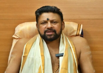 ദ്വാരപാലക-ശിൽപ്പങ്ങൾ-ചെന്നൈയിലേക്ക്-കൊണ്ടുപോകാൻ-അനുമതി-കൊടുത്തിട്ടില്ല,-ശബരിമലയിൽ-വച്ച്-അറ്റകുറ്റപ്പണി-നടത്താനാണ്-പറഞ്ഞത്,-സ്വർണം-പൂശാൻ-കൊണ്ടുപോയത്-തന്നോട്-പറയാതെ,-മുരാരി-ബാബു-പറഞ്ഞതെല്ലാം-പച്ചക്കള്ളമാണെന്ന്-തന്ത്രി-കണ്ഠര്-രാജീവര്