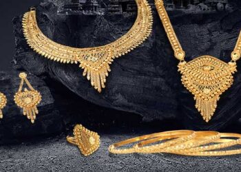 സ്വർണ്ണം-ചരിത്രത്തിലെ-ഏറ്റവും-വലിയ-മുന്നേറ്റത്തിലേക്ക്!!-90000-കടന്ന്-പൊന്നിന്റെ-കുതിപ്പ്,-ഒരു-പവൻ-വാങ്ങാനിറങ്ങുമ്പോൾ-ഇന്ന്-കയ്യിൽ-കരുതേണ്ടത്-ഏകദേശം-ഒരു-ലക്ഷം-രൂപ