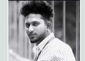 ‍മന:പൂർവമുള്ള-അനാസ്ഥയിൽ-പൊലിഞ്ഞത്-ഒരു-ജീവൻ!!-ട്രെയിനിൽ-വച്ച്-യുവാവിന്-നെഞ്ചുവേദന,-ടിടിആറിനെ-അറിയിച്ചപ്പോൾ-തൃശൂരെ-സ്റ്റോപ്പ്-ഉള്ളൂന്ന്,-അബോധാവസ്ഥയിലായതോടെ-റെയിൽവേ-കൺട്രോൾ-റൂമിൽ-അറിയിച്ചെങ്കിലും-വീൽ-ചെയർ-ഒരുക്കിയില്ല,-യുവാവ്-പ്ലാറ്റ്ഫോമിൽ-കിടന്നത്-25-മിനിറ്റ്,-ആംബുലൻസ്-എത്തിയത്-മരിച്ചശേഷം