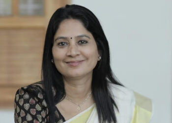 കേരളത്തിൽ-ഇപ്പോൾ-ഒരു-ഒളിഞ്ഞുനോട്ട-പരിപാടിയുണ്ട്,-പാന്റ്-ഇറുങ്ങിയതാണോ-ടോപ്പ്-ഇറങ്ങിയതാണോയെന്ന്-നോക്കിയിരിക്കും,-പരിപാടി-നടത്തുന്നതോ-ഫാൽക്കെ-ലഭിച്ച-അനശ്വര-നടൻ,-ബി​ഗ്ബോസ്-ഷോയ്ക്കെതിരെ-​ഗുരുതര-പരാമർശവുമായി-പ്രതിഭ-എംഎൽഎ