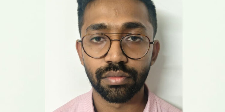 കഞ്ചാവ്-കൈവശം-വെച്ച-സ്വകാര്യ-ആശുപത്രിയിലെ-ഡോക്ടർ-അറസ്റ്റിൽ;-2.5-ഗ്രാം-ഹൈബ്രിഡ്-കഞ്ചാവ്-പിടിച്ചെടുത്തു
