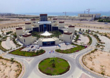 ഒ​മാ​​ന്റെ-സാ​മ്പ​ത്തി​ക-ഹ​ബ്ബാ​വാ​ൻ-ദോ​ഫാ​ർ